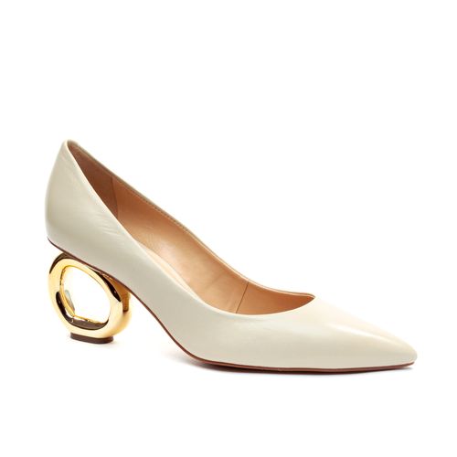Scarpin Couro Off White Salto Vazado Cecconello 2201002-7