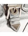 bolsa-loris-couro-prata-cecconello-2322-1-e
