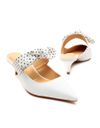 Mule-couro-branco-salto-baixo-cecconello-2473016-1-e