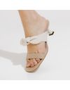 Tamanco-creme-salto-baixo-cecconello-2537008-1-b