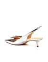 Slingback-couro-prata-salto-baixo-cecconello-2473015-3-d
