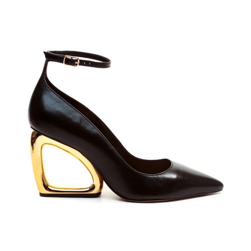 Scarpin Couro Preto Salto Alto Vazado Cecconello 2634001-7