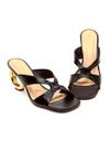 tamanco-couro-preto-salto-medio-vazado-cecconello-2549002-14-2549002-14-f.jpg