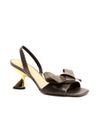 sandalia-couro-cinza-salto-medio-cecconello-2656001-1-2656001-1-c.jpg