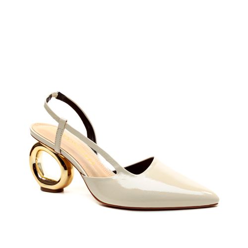 Slingback Couro Off White Salto Médio Vazado Cecconello 2667001-5