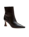 bota-couro-preto-cano-curto-cecconello-2632004-4-2632004-4-b.jpg