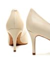 scarpin-couro-off-white-salto-medio-cecconello-2399001-21-2399001-21-e.jpg