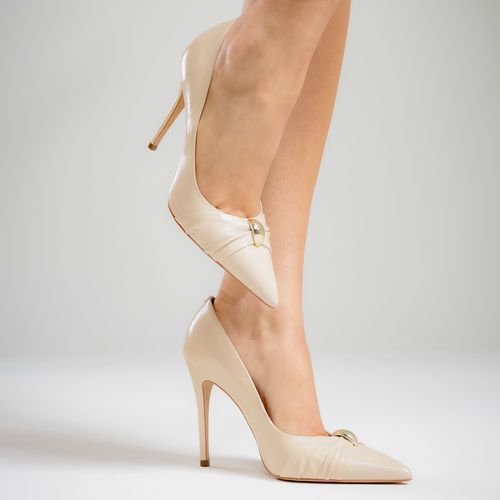 Scarpin Couro Off White Salto Alto Cecconello 2624012-3