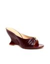 tamanco-couro-bordo-salto-alto-cecconello-2697001-1-2697001-1-c.jpg