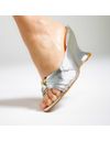 tamanco-couro-prata-salto-alto-cecconello-2697001-4-2697001-4-b.jpg