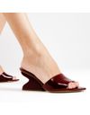 tamanco-couro-bordo-salto-medio-cecconello-2555001-18-2555001-18-b.jpg