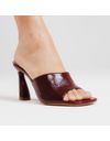tamanco-couro-bordo-salto-alto-cecconello-2693002-2-2693002-2-b.jpg