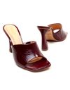 tamanco-couro-bordo-salto-alto-cecconello-2693002-2-2693002-2-e.jpg