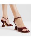 sandalia-couro-bordo-salto-alto-cecconello-2701001-1-2701001-1-b.jpg