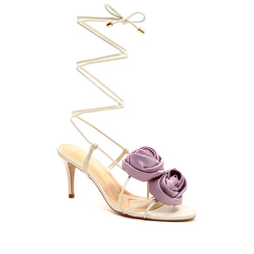 Sandália Couro Creme Salto Médio Cecconello 2538009-1