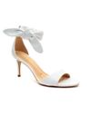 sandalia-couro-branco-salto-medio-cecconello-2538010-2-2538010-2-b.jpg