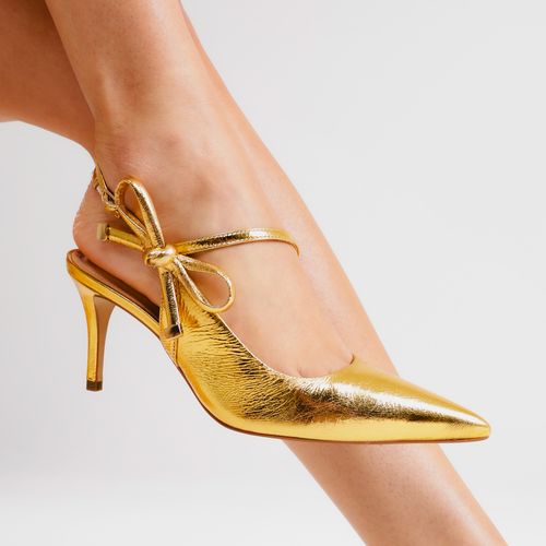 Slingback Couro Ouro Salto MÉdio Cecconello 2658008-1
