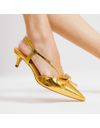 slingback-couro-ouro-salto-baixo-cecconello-2629012-2-2629012-2-b.jpg