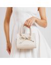 bolsa-celina-couro-off-white-cecconello-c2951-2-c2951-2-b.jpg