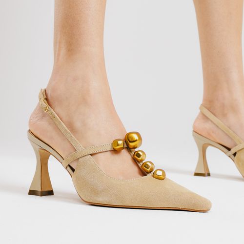Slingback Couro Creme Salto Médio Cecconello 2632011-2