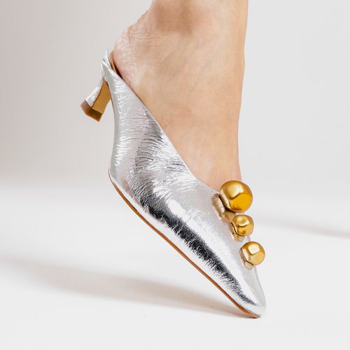 Mule Couro Prata Salto Baixo Cecconello 2639010-2