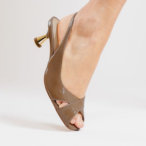 Slingback Couro Marrom Salto Baixo Cecconello 2705002-1