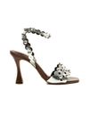 sandalia-couro-prata-salto-alto-cecconello-2721001-1-2721001-1-a.jpg