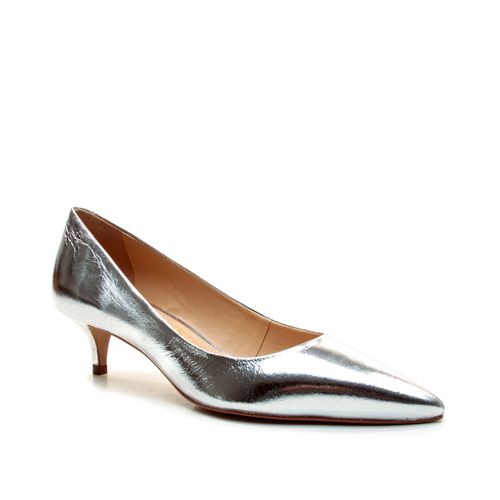 Scarpin Couro Prata Salto Baixo Cecconello 2629001-12